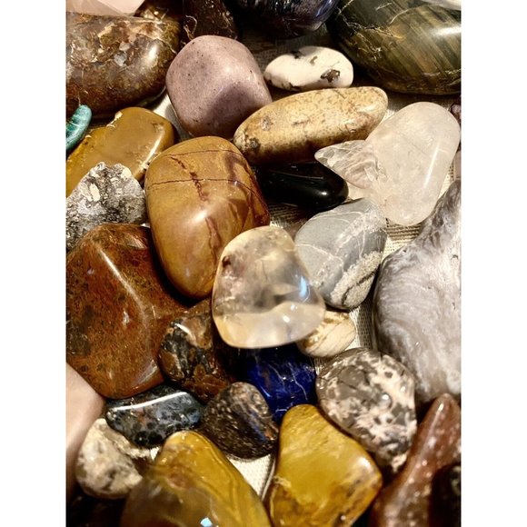 Tumbled And Polished Authentic Minerals Crystals Over Three Pounds - Picture 9 of 14